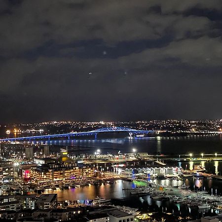 Top Floor Harbour View And Skytower View Apartment In Cbd Όκλαντ Εξωτερικό φωτογραφία