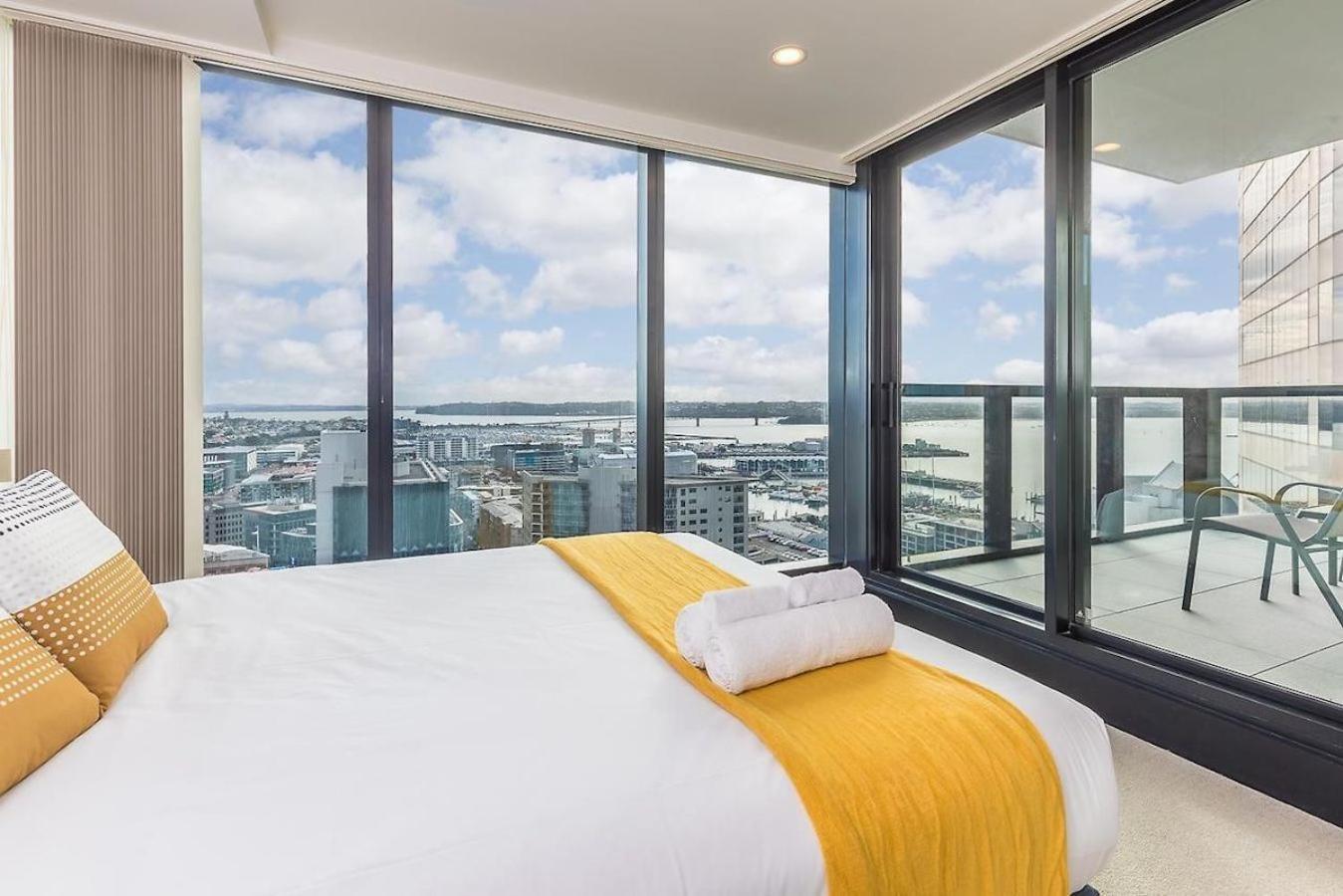 Top Floor Harbour View And Skytower View Apartment In Cbd Όκλαντ Εξωτερικό φωτογραφία