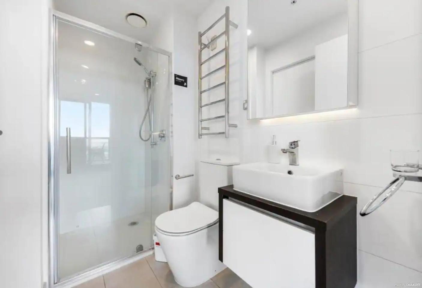 Top Floor Harbour View And Skytower View Apartment In Cbd Όκλαντ Εξωτερικό φωτογραφία